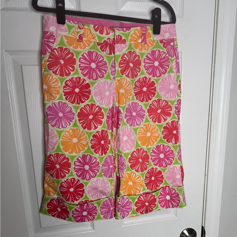 LILLY PULITZER VINTAGE Floral Gerber Daisy Palm Beach Fit Bermuda Shorts‎ Size 4
